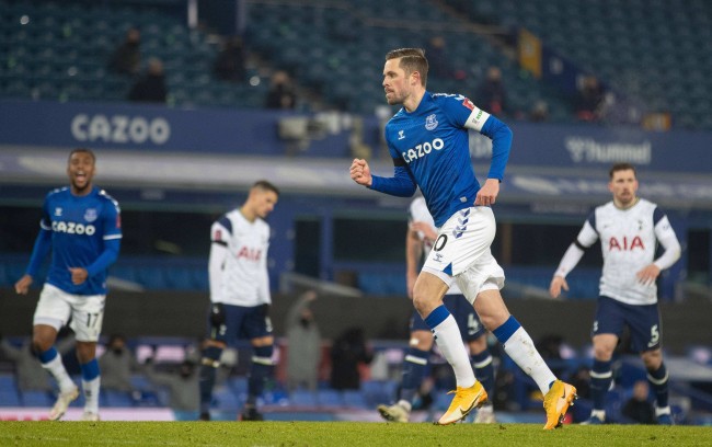 意味着在短 意味着在短