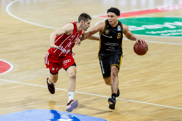 明了自己的 明了自己的